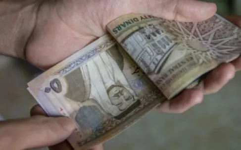 التربية تعلن تحويل مستحقات الثانوية العامة إلى البنوك