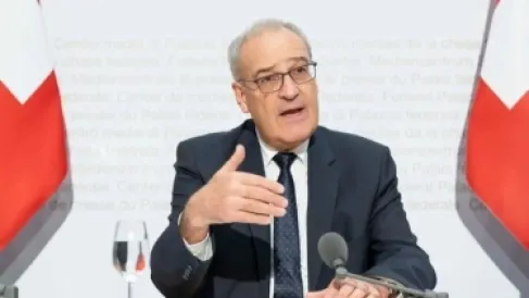 الرئيس السويسري يستقيل من منصبه لفقدانه الشغف