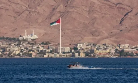 ضبط 132 كفاً من الحشيش داخل قارب في العقبة
