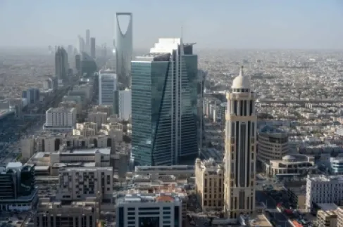 السعودية: أضرار مادية في الرياض جراء شظايا صاروخ باليستي