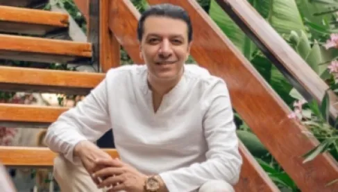 مصطفى كامل يحسم موقف نقابة الموسيقيين في مصر من أزمة عصام صاصا