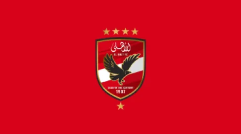 الأهلي يحسم القمة المصرية ويتصدر الدوري بفوزه على الزمالك