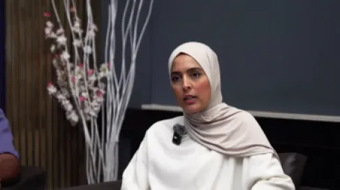 بسبب حجابها.. معلمة بلجيكية تواجه الفصل وتخوض معركة قضائية ضد التمييز