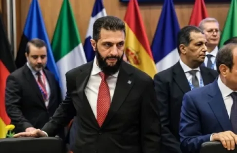 تقرير يتحدث عن تحالف جديد بين مصر وسوريا بقيادة السعودية