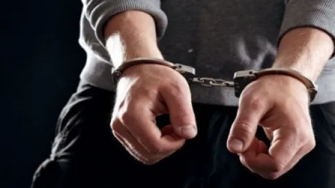 (تزوير معاملات الحوامل).. توقيف شخص بجناية تزوير أوراق رسمية 15 يومًا 