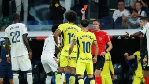 إيقاف فينيسيوس 4 مباريات وغيابه عن الكلاسيكو