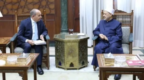 شيخ الأزهر يشيد بخطاب ومواقف الملك في الأمم المتحدة لنصرة القضايا العربية
