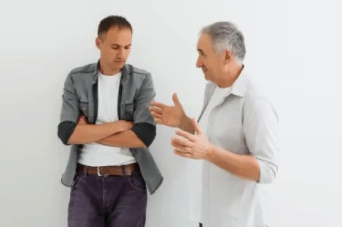 ما أسباب النفور من أشخاص نلتقيهم للمرة الأولى؟