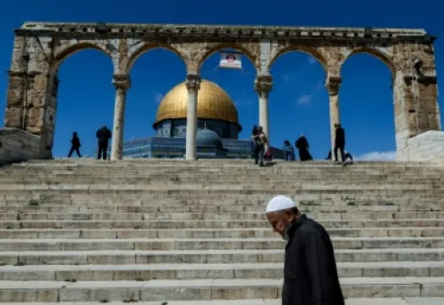 الأردن ودول عربية وإسلامية يرفضون افتتاح كولومبيا سفارة لها في القدس