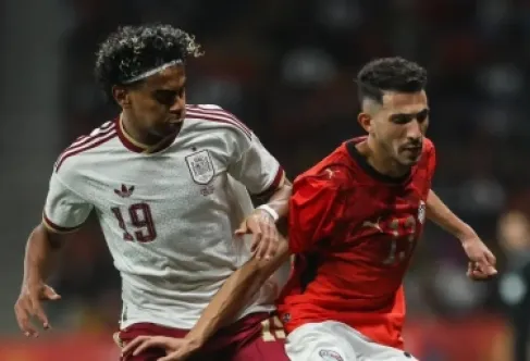 فيفا يعاقب إسبانيا بسبب الهتافات المعادية للإسلام خلال مباراة مصر