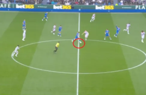 دييغو غوميز يسجل هدف الموسم في الدوري الإنجليزي