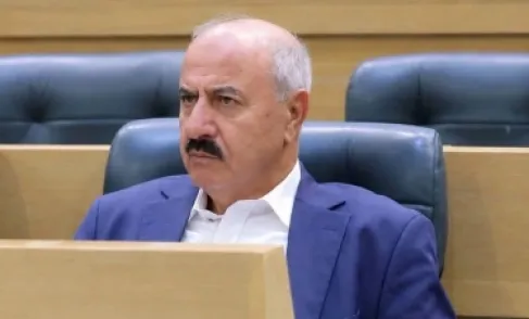 عشيرة الأزايدة ترد على اتهام العين محمد خريبات بالاعتداء على مستشفى النديم