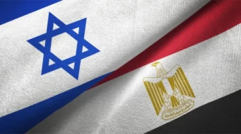صحيفة عبرية : مصر غاضبة من اسرائيل ووجهت لها تحذيرات مباشرة