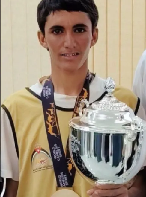 من قلب الصحراء إلى العالمية.. أردني يحصد المركز الأول دولياً في سباقات الهجن