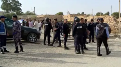 إيجاز صحفي في الكرك عند الساعة 9:30 مساءً حول مستجدات الحادثة الإرهابية