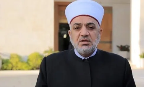 الخلايلة خلال تقديمه العزاء في قرية حمود بالكرك: نعمل على استئصال الفكر التكفيري ومواجهته