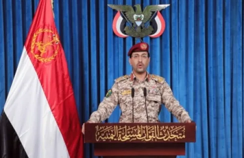 الحوثيون يجددون التحذير من استخدام مطار الرياض