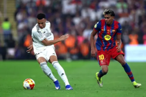 الملكي الريال يسحق برشلونة على ملعبه ويحسم كلاسيكو الأرض