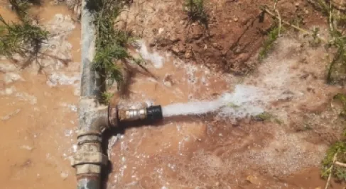 ضبط اعتداءات على خطوط مياه رئيسية بالزرقاء
