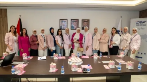 كريف الأردن تعقد جلسة توعوية لموظفيها حول سرطان الثدي