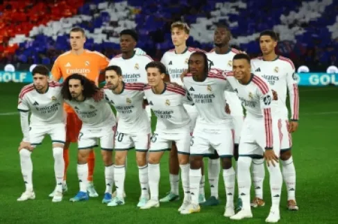 3 رحلات في 6 أيام.. هل يدفع ريال مدريد ثمن قرار بيريز؟