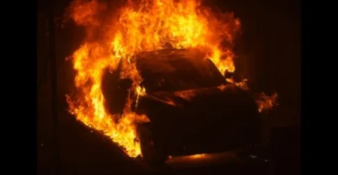 قبل أن تشتعل بطارية سيارتك.. تقنية جديدة تسبق الخطر بـ9 دقائق