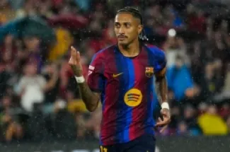 رافينيا هداف برشلونة في الموسم الجاري