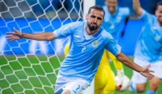 فرحة العرسان بهدفه - من اللقاء