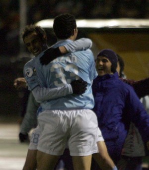 الدهيم بخطف الاضواء