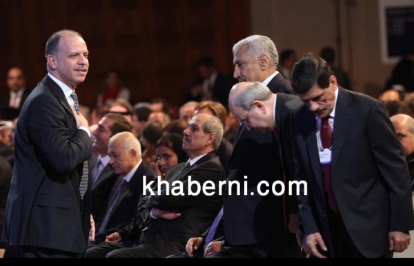 شاهدوا صور افتتاح مؤتمر دافوس