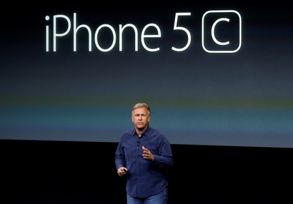 أبل تكشف رسميا عن هاتفي أيفون 5S و 5C - صور