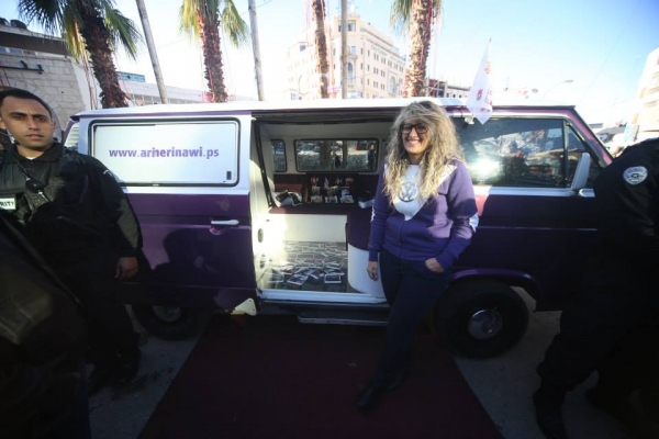 مصورة فلسطينية تحاكي ساندي بل - صور