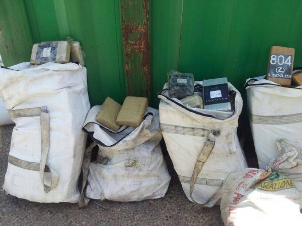 ضبط كوكايين بـ24 مليون دينار في العقبة - صور