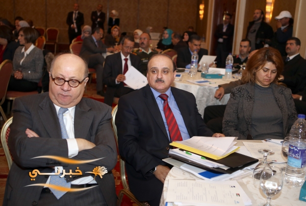 المجالي: لا يمكن تخصيص شرطي لكل مواطن - صور