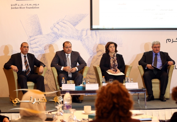 المجالي: لا يمكن تخصيص شرطي لكل مواطن - صور