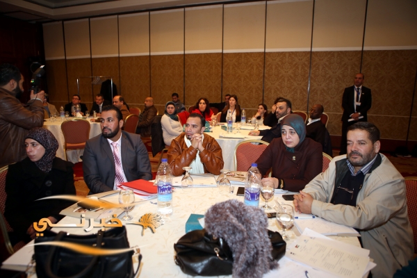 المجالي: لا يمكن تخصيص شرطي لكل مواطن - صور