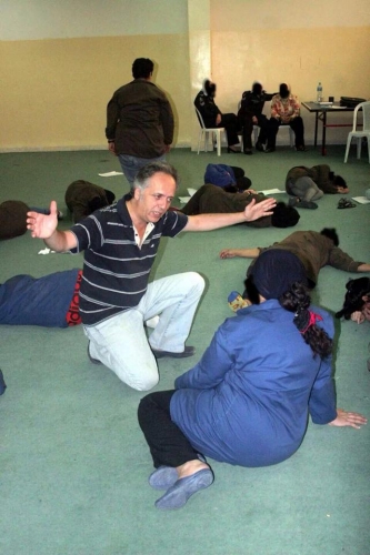 محكومات بالإعدام يتدربن على المسرح بالجويدة – صور