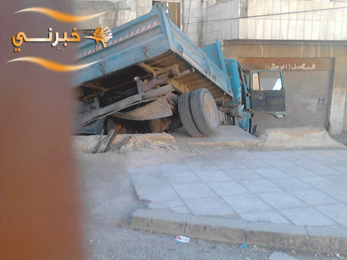 تدهور قلاب في ماركا – صور