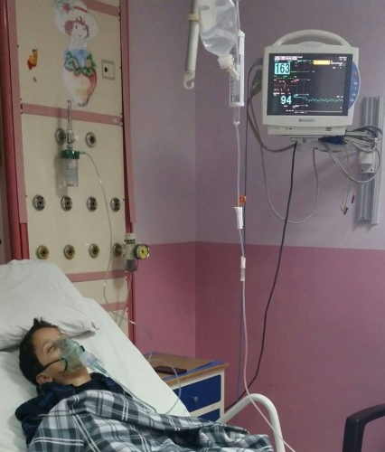 مرض فارس يحيّر عائلته والأطباء - صور