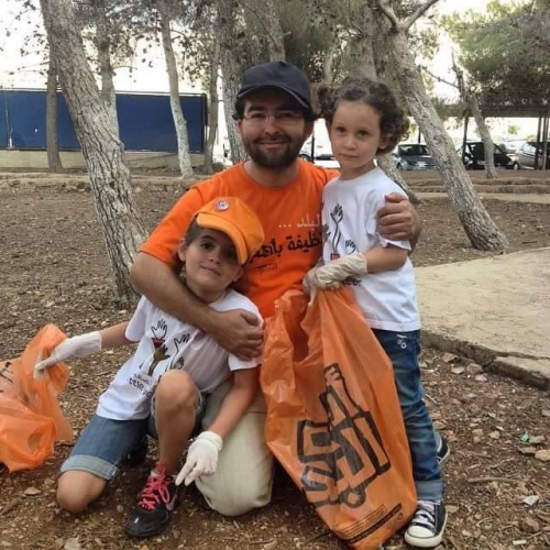 حملة تنظيف في غابة المدينة الرياضية - صور