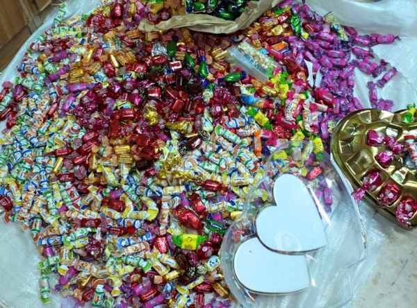 مخدرات داخل حلوى (التوفي) – صور