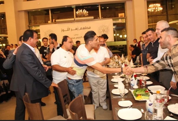 محمد عساف بضيافة مطعم زهر اللوز
