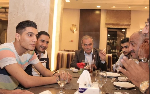 محمد عساف بضيافة مطعم زهر اللوز