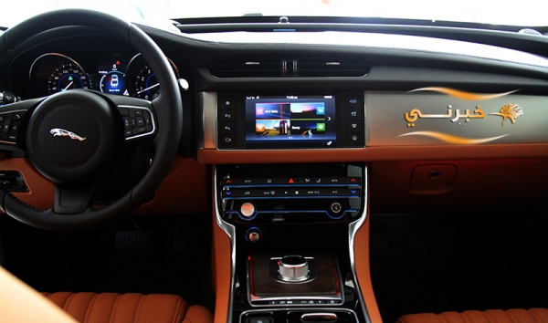 شاهدوا صور جاكوار XF الجديدة