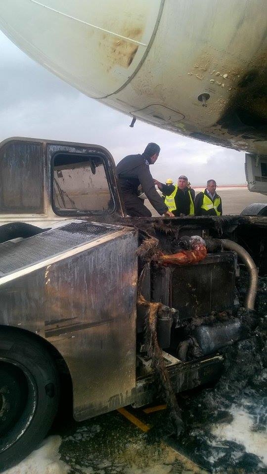 شاهدوا صور حريق آلية المطار