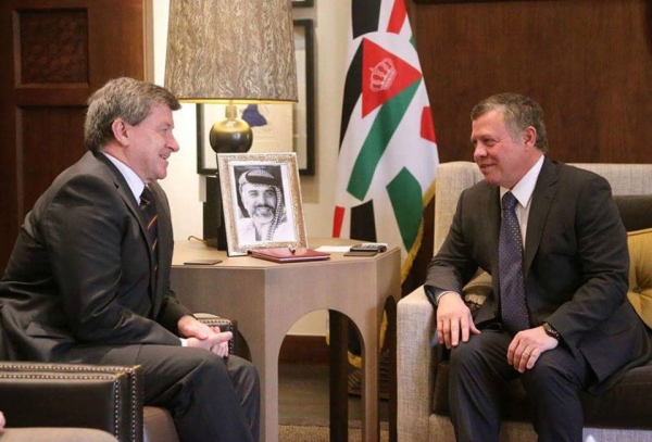 كشف سر ساعة الملك - صور