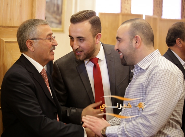 أفراح الطراونة واللوزي - صور