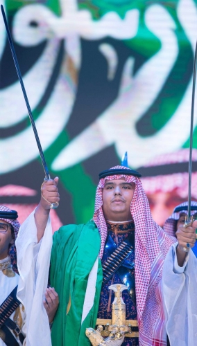 الملك سلمان يبكي - صور