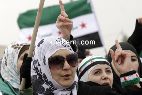 اعتصام السوريين :"مية ميتين.. منحيي أبو حسين" - صور