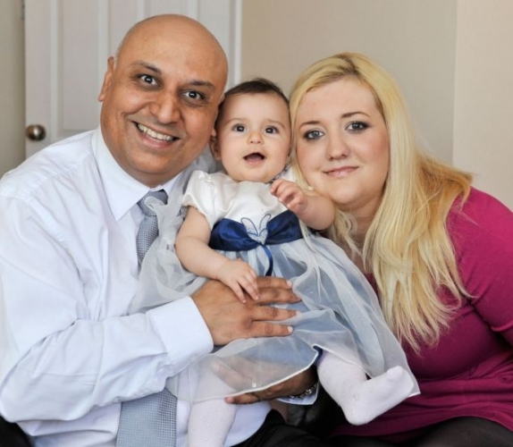 أذكى طفلة بعمر 6 أشهر - صور